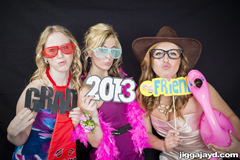 DH_Grad13_1